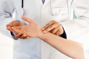 Hand & Wrist Pain Treatment In Redding